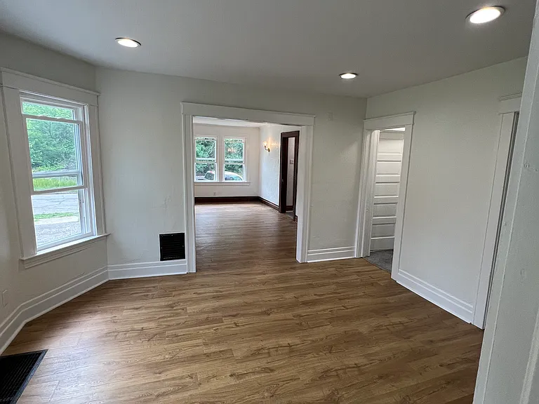 754 Monteagle St — Photo 13