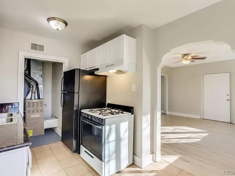 4910 W 2nd Ave — Photo 10