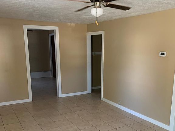 2nd image of 428 Wallace Ave