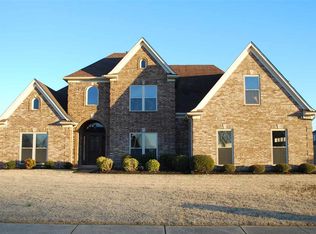 4324 Oak Spring Dr, Millington, TN 38053