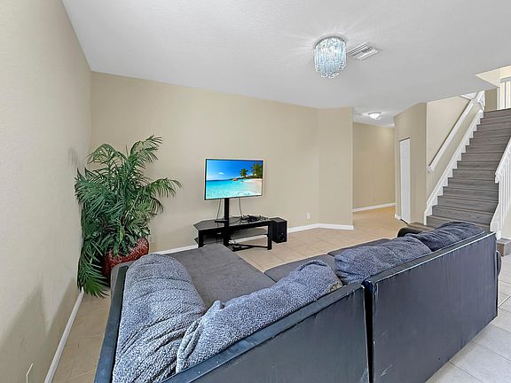 3rd image of 391 Gazetta Way
