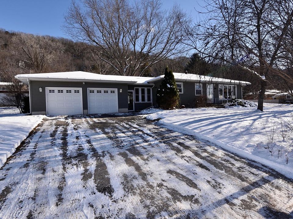 3245 Elm st - front