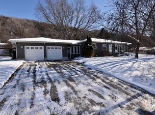 3245 Elm Dr, La Crosse, WI 54601