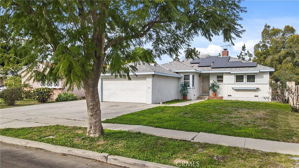 20807 Gault St, Winnetka, CA 91306 | Zillow