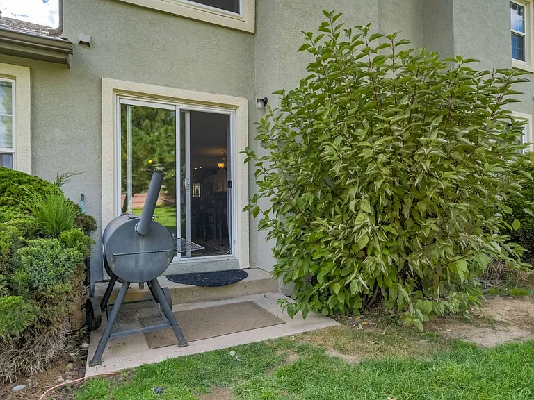 2544 Blazek Loop — Photo 28
