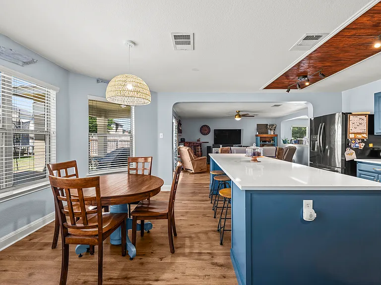 408 Fallen Leaf Ln — Photo 11
