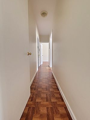 4th image of 3735 Crescent St APT 43