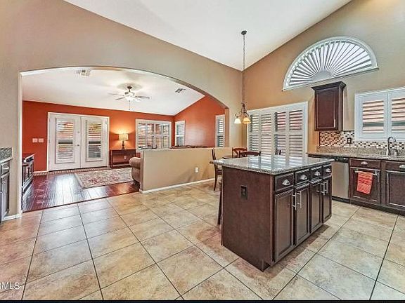 4th image of 4395 E Rose Quartz Ln