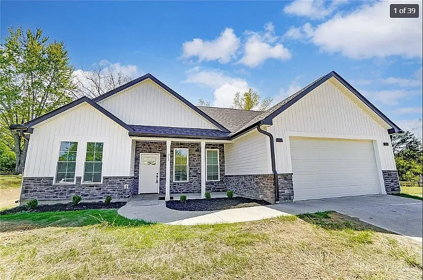 312 Skinner Dr