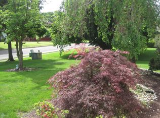 9 Lawton Rd, Marlboro, NJ 07746