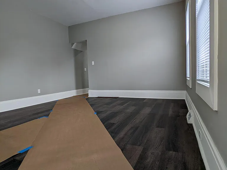 2201 W 83rd St #1 — Photo 4