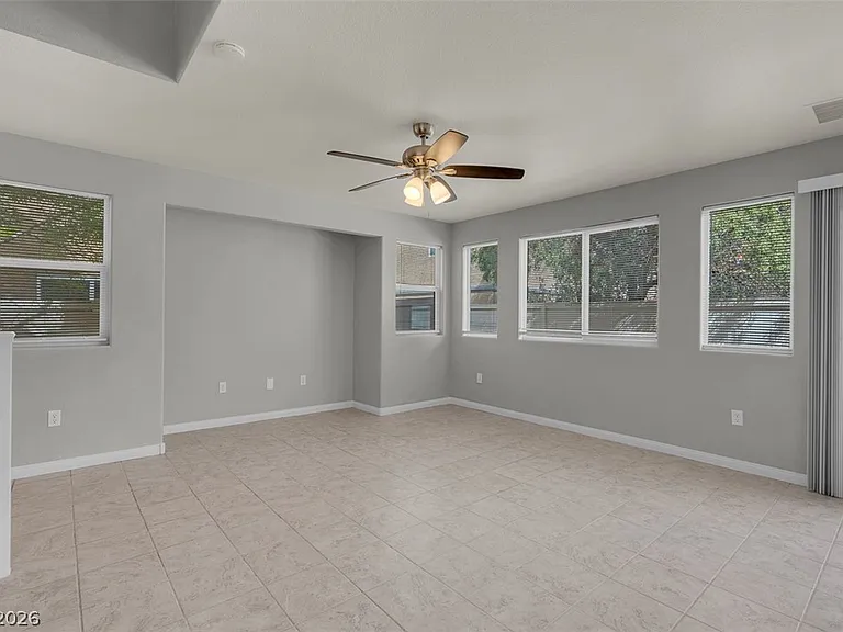 9172 Giardino Villa St — Photo 11