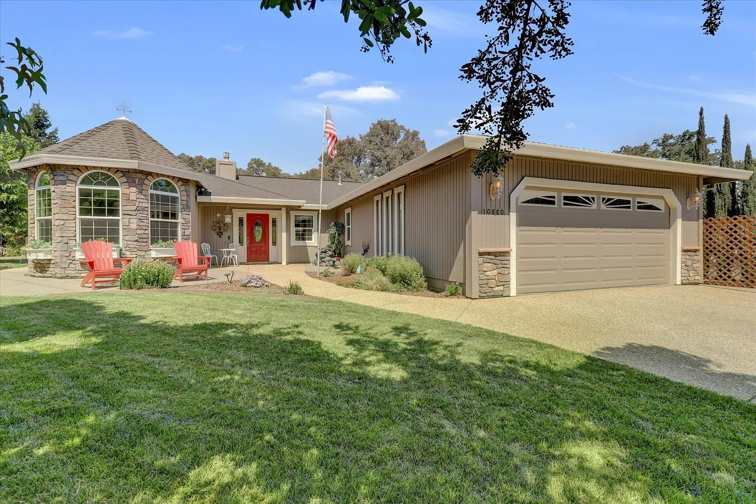 10880 Woodchuck Ct photo 1