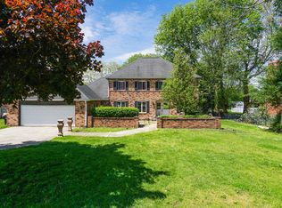 804 Towanda Ave, Bloomington, IL 61701