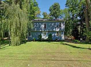 6149 Veeder Rd, Slingerlands, NY 12159