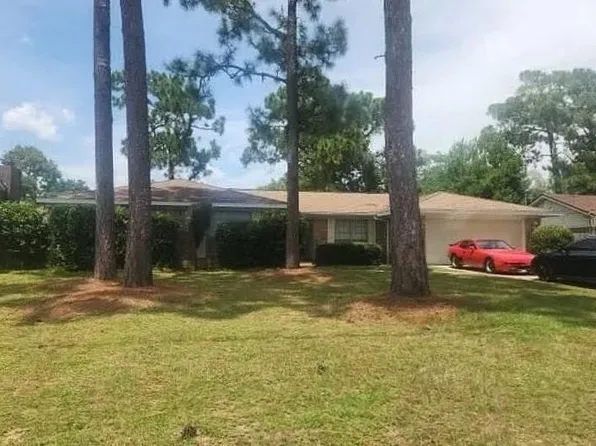 4240 Cherry Laurel Dr, Pensacola, FL 32504
