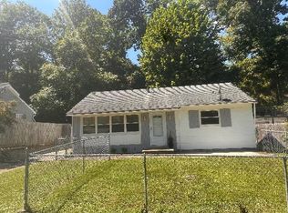 2827 Saltwell Rd, Huntington, WV 25705