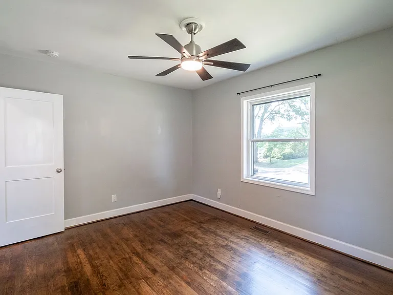 2520 Brentwood Pl — Photo 21