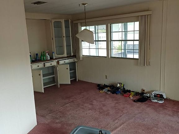 4th image of 618 Mulberry Ln