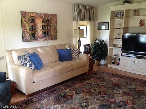 3rd image of 222 Nicklaus Blvd