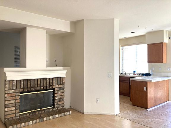 3rd image of 11220 Featherhill Ln