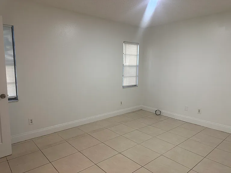 8426 Camden St #8426B — Photo 5