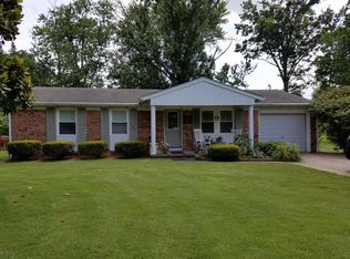1108 E Poplar St, Herrin, IL 62948