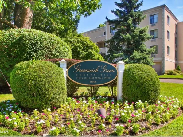 1525 E Putnam Ave APT 303, Greenwich, CT 06870