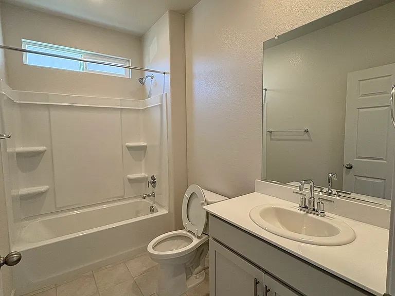 1729 Eagle River Ave — Photo 21