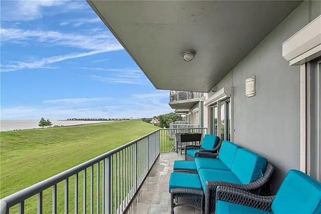 3901 Ridgelake Dr #4A — Photo 31