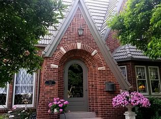 751 N Milwaukee St, Port Washington, WI 53074