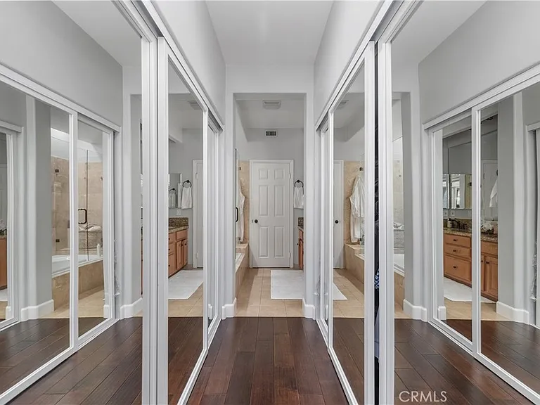 66 Baycrest Ct — Photo 22