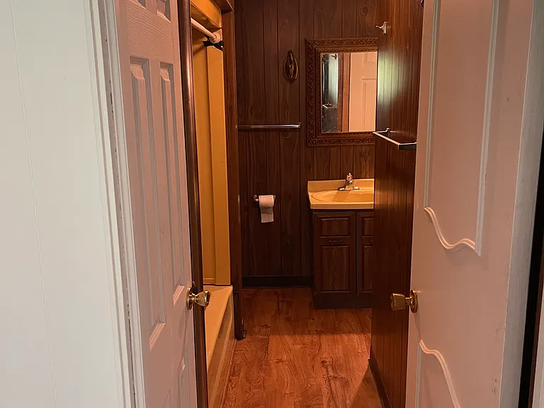 2824 Italy Rd — Photo 8