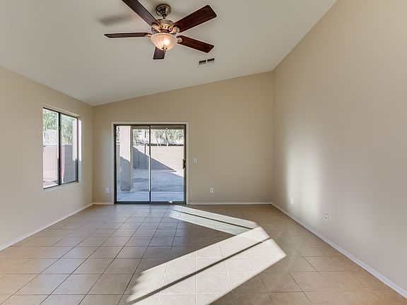 4th image of 5818 S 248th Ln