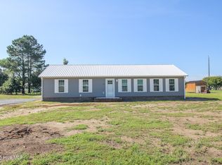 733 Tracy Road, Deep Run, NC 28525