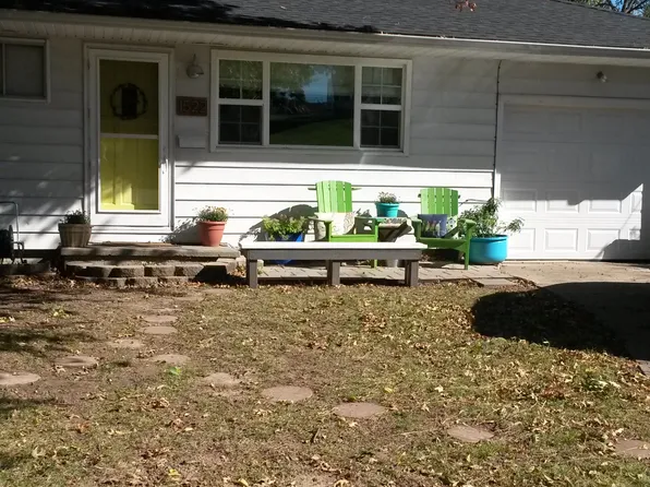 1522 Forest St, Carthage, MO 64836