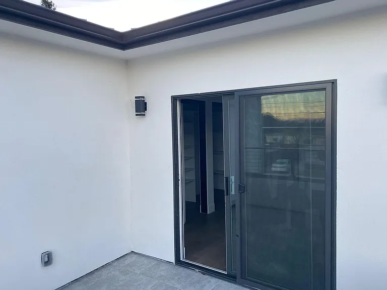 Norman Dr — Photo 14
