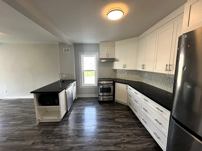 21 Maple St #1 — Photo 13