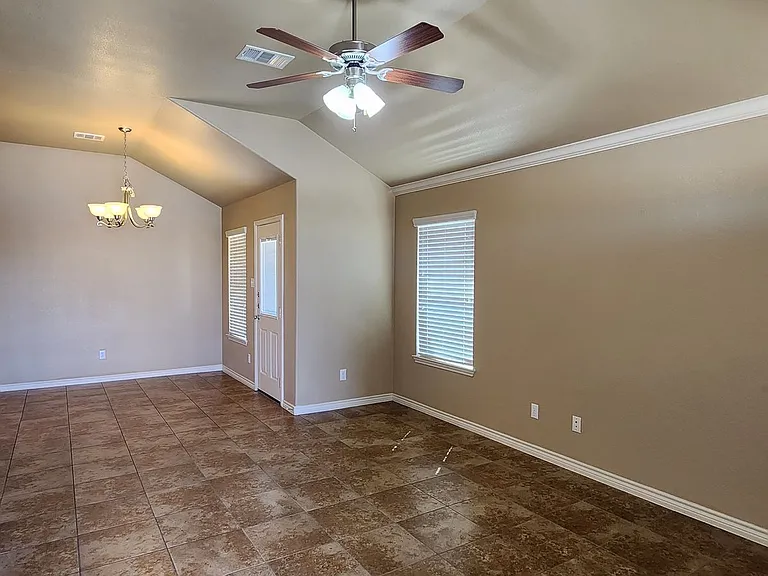 4701B Passion Flower Blvd — Photo 2