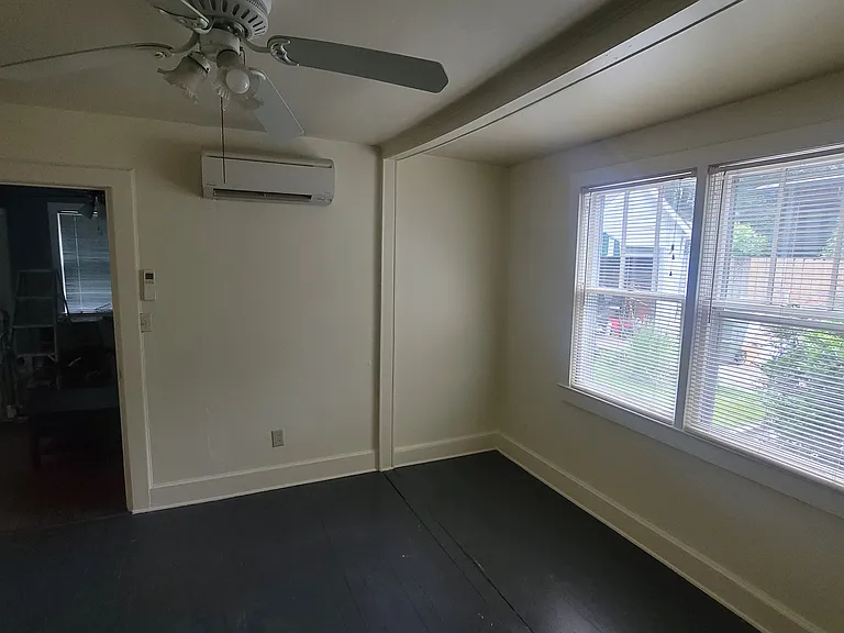 Bedroom - individually-controlled, state-of-the-art mini-split heating and cooling