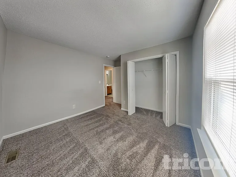 1726 Farm Meadow Dr — Photo 12