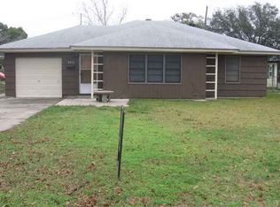 2058 Ray Ave, Groves, TX 77619