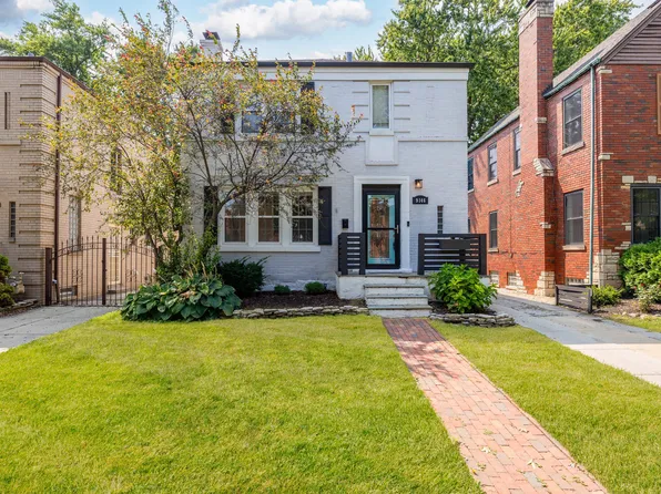 9146 S Oakley Ave, Chicago, IL 60643