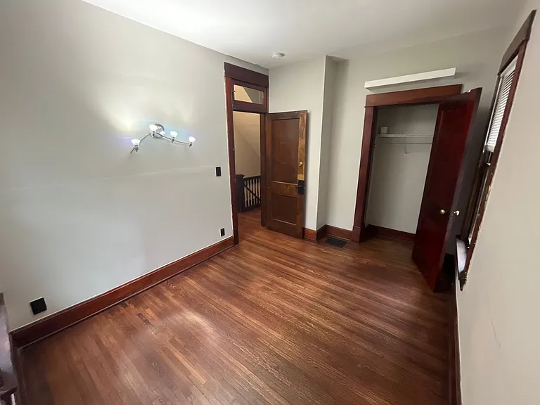 1702-1704 Bryden Rd — Photo 18