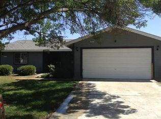 15791 Paradise Ave, Ivanhoe, CA 93235