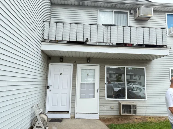 15 Davidson Ct #1, Staten Island, NY 10303