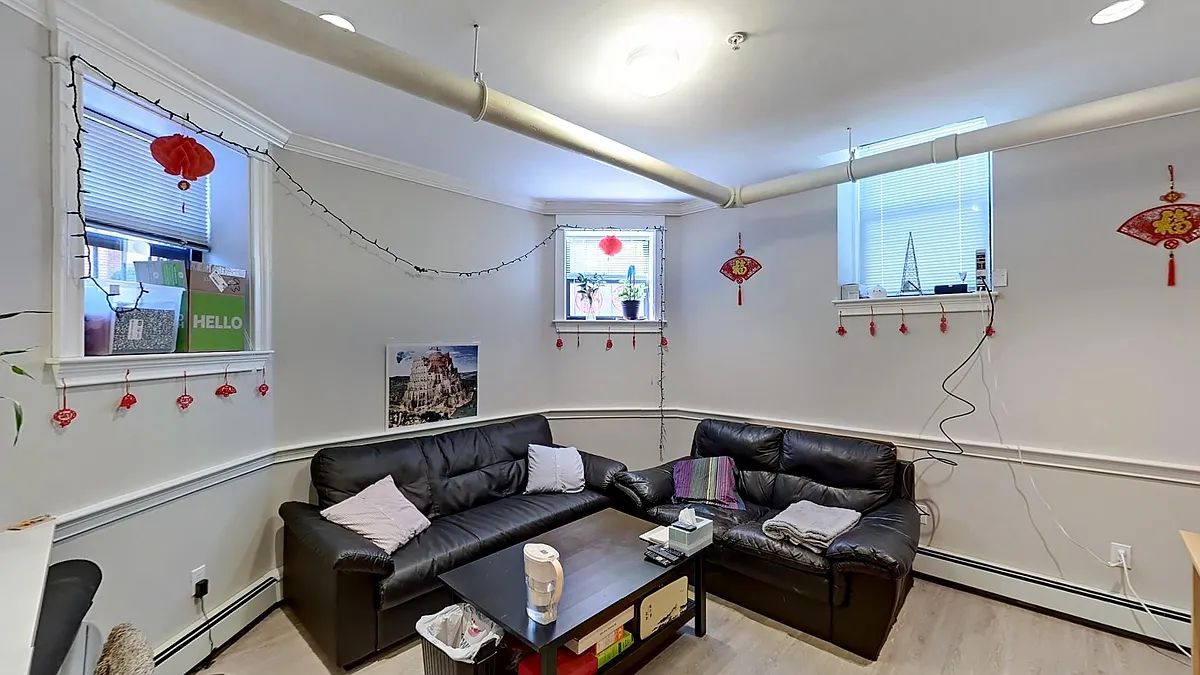 Building Photo - 1340 Commonwealth Ave #1