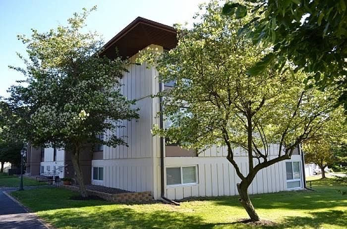 Eastpointe Apartments