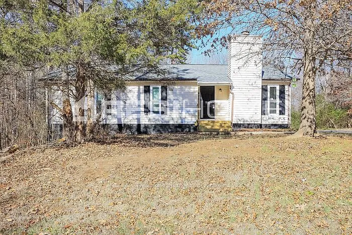 401 Settlement Dr — Photo 1