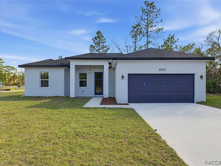 2652 W Paragon Ln — Photo 2
